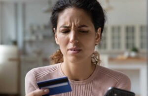 Penipuan penasihat bank palsu: selain bank, operator memerintahkan untuk mengganti biaya korban