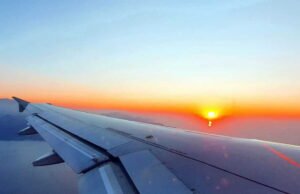 Asap menyebar ke dalam pesawat: pesawat harus memutar balik darurat segera setelah lepas landas