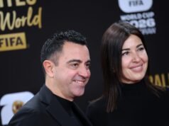 Xavi menandatangani dukungan untuk saingan Laporta dalam pemilihan presiden Barcelona