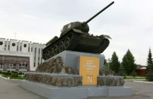 “Sebuah tanda bahwa mereka sedang mempersiapkan perang berikutnya”: Rusia meningkatkan produksi cangkangnya sebesar 55% dalam satu tahun (dan sebesar 1,600% sejak perang di Ukraina)