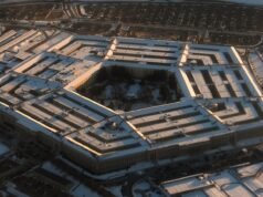 Militer AS mengebom tiga perahu yang diduga penyelundup narkoba, 11 orang tewas