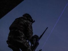 Perang di Ukraina: setelah “Tryzub”, Ukraina mengembangkan “Sunray”, laser baru yang mampu menembak jatuh drone Rusia dan memperkuat pertahanan udara