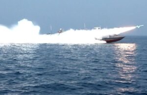 Iran: Garda Revolusi memulai latihan di pantai Teluk