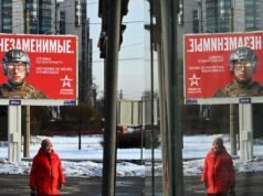 "Apakah kalian semua pengecut?" : di Rusia, perekrutan pelajar yang melelahkan untuk perang melawan Ukraina