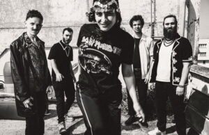 “Mit Warde”: Rock Sarab yang oriental dan membebaskan