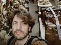 Lembur yang tidak dibayar, keinginan bintang, kelelahan tim… manajer Julien Joanny memecah keheningan tentang kondisi kerja di lokasi syuting