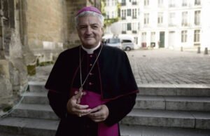 Kebajikan luar biasa dari Uskup Bayonne terhadap gerakan fundamentalis di keuskupannya