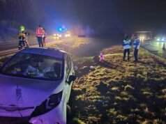 Obernai. Seorang pengemudi kehilangan kendali pada jalur akses A35 dan menabrak rambu