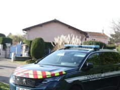 Rhone. Orang berusia lanjut yang membunuh pencurinya didakwa dan dibebaskan di bawah pengawasan