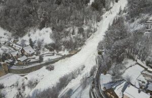 Dalam gambar. Vaujany: dua longsoran memblokir akses ke stasiun