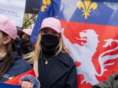 jejak tawuran antara ultra-kiri dan ultra-kanan