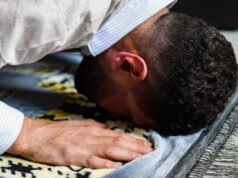 apa yang perlu Anda ketahui tentang bulan suci yang menarik bagi umat muda