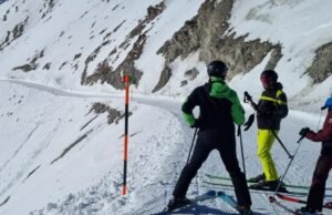 Gunung. Di Austria, tercatat 30 longsoran salju pada hari Rabu: tiga kematian