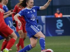 Sepak bola. Para wanita di Racing Club de Strasbourg ingin mengakhiri masa buruk mereka