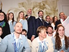 Olimpiade Musim Dingin. Bendera Olimpiade dan para juara telah tiba, Olimpiade 2030… Hari perayaan di Albertville!