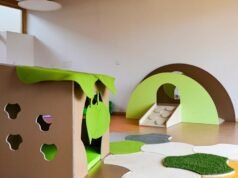 Aspach-Michelbach. Suasana hijau dan tempat penitipan anak menunggu anak-anak