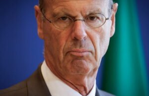 Keuangan. “Sekitar 50.000” orang kaya Prancis tidak membayar pajak, menurut mantan menteri Éric Lombard