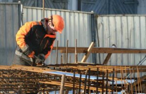 Lebih dari 1,5 miliar euro: pekerjaan yang tidak diumumkan memecahkan rekor