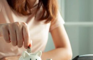 Lebih dari 8 dari 10 orang Perancis khawatir dengan kinerja tabungan mereka