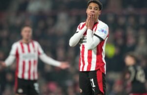 Raksasa Belanda akan memperbarui wonderkid berusia 18 tahun yang bermimpi bermain untuk Barcelona