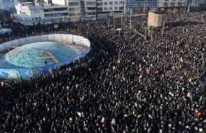 Timur Tengah. Pemogokan di Iran: pemimpin tertinggi telah meninggal, menyerukan balas dendam selama demonstrasi pro-rezim