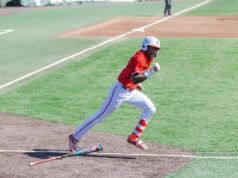 Negara Bagian NC No.14 Berkuasa Menuju Kemenangan 13-0 dan Sapu Hati Kudus