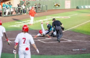 Chris McHugh Menguatkan Negara Bagian NC No. 13 untuk Menang atas Carolina Pesisir No. 16