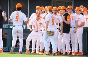 No.17/19 Jilid Mematikan Musuh Dalam Negara ETSU, 7–1