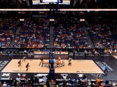 Lady Vols akan Memainkan Indiana di Broadway Block Party