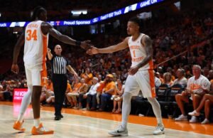 #23/25 Vol Turun ke #24/22 Vanderbilt, 86-82, di Final Musim Reguler