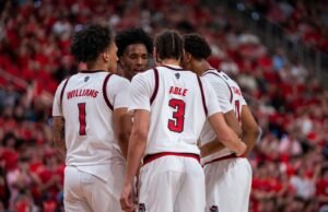 Pack Falls ke Stanford, 85-84, pada Hari Senior
