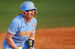 #1 Tennessee Berjuang Melawan #17 LSU, Memenangkan Seri Pembukaan SEC