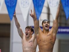 Tiket Pukulan Tujuh Jilid ke Kejuaraan NCAA