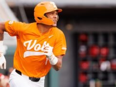 Tawaran Comeback #19/19 Vols Gagal dalam Kalah 4-2 di #6/8 Georgia