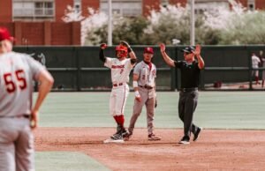 Andrews dan Consiglio Dazzle untuk Membantu Mengemas Seri Aman di Boston College