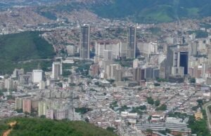 Venezuela: PBB menyerukan untuk menghormati kedaulatan atas sumber daya. Selain itu, penahanan sewenang-wenang dan penyiksaan masih terjadi di Venezuela