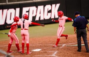 Pack Menuju Utara ke Blacksburg untuk Seri Konferensi Jalan Pertama