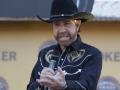 AMERIKA SERIKAT. Aktor Chuck Norris, 86, segera dirawat di rumah sakit di Hawaii