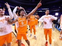 #23/25 (6) Vol Mencapai Sweet 16 Keempat Beruntun dengan Kemenangan 79-72 atas #9/8 (3) Virginia