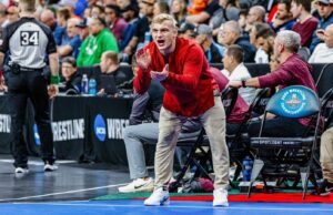 Hayden Hidlay Kembali ke Gulat Negara Bagian NC