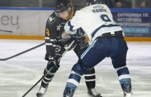 Hoki es. Kalah dalam Tours, satu pertandingan lagi dari eliminasi. Bintang Hitam Strasbourg di ambang jurang di babak perempat final play-off