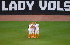 #4 Tennessee Memberikan Keputusan 2-1 kepada Ole Miss