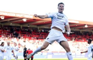 Barcelona memulai pembicaraan untuk memahami kondisi untuk merekrut penyerang Bundesliga