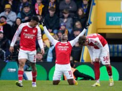 Arsenal melaju ke perempat final Piala FA dengan kemenangan 2-1 atas tim divisi tiga Mansfield