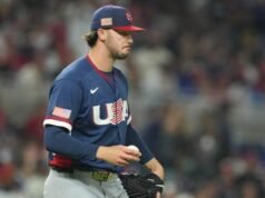 Skenes melakukan lemparan dengan tenang melalui tekanan dalam sorotan WBC, memperlakukannya sama seperti pertandingan Pirates