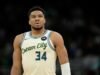 Giannis Antetokounmpo kembali dan mengatakan dia tidak bisa terburu-buru kembali dari cedera pada usia 31 tahun
