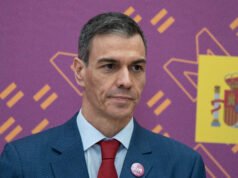 potret Perdana Menteri Spanyol melawan arus Eropa