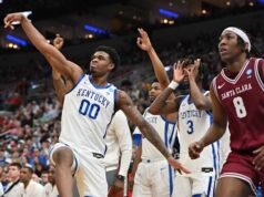 Buzzer-beater Otega Oweh menyelamatkan Kentucky dalam kemenangan perpanjangan waktu 89-94 atas Santa Clara di March Madness