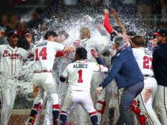 Kurang dari 2 minggu setelah kematian ibunya, Dominic Smith melakukan walk-off Braves yang bersejarah