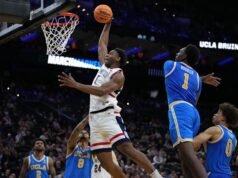 Program-program besar yang tinggi menggunakan ukuran untuk keuntungan mereka untuk menganiaya program-program menengah di March Madness